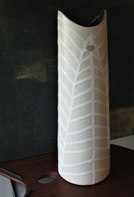 Fossil vase 4131