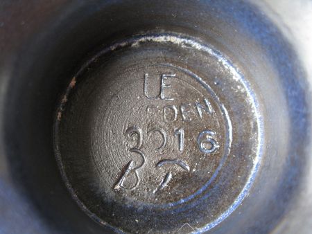 Blue flower pot 9016T
