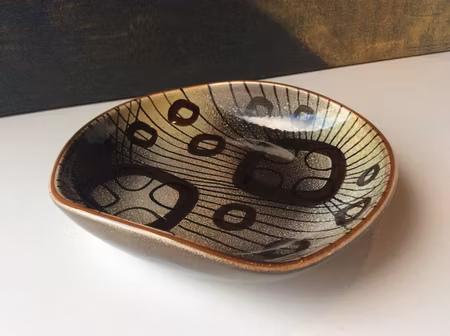 Manet bowl 2115