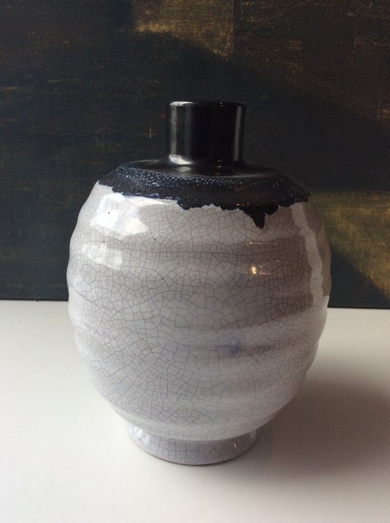 Craquelure vase 2212