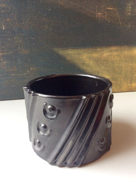 Black tobacco jar 3023