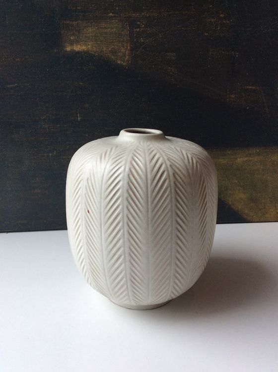 Fishbone vase 23