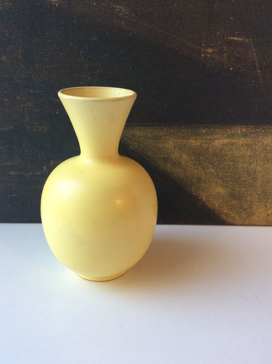 Yellow vase 246