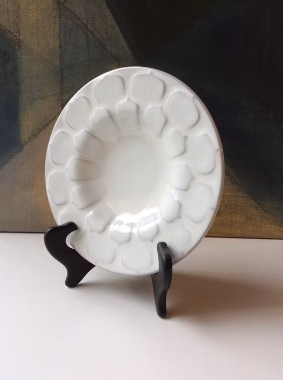 White ashtray 94