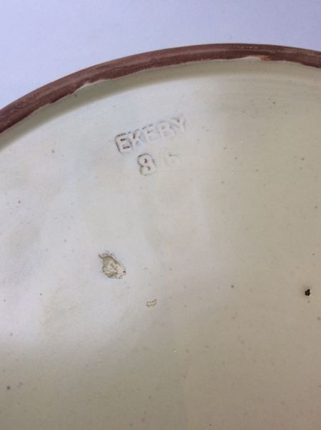 Yellow ashtray 36 with bear 2