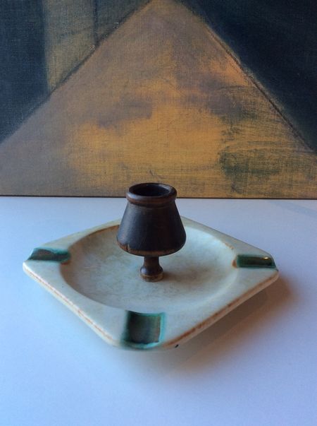 Grey/green ashtray 1