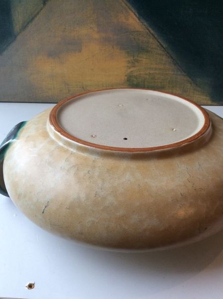 Yellowish/green bowl 52