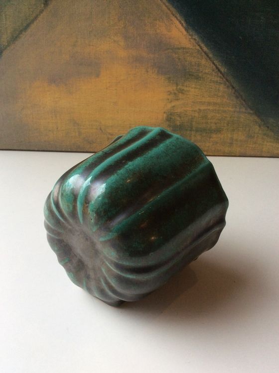 Green wall vase