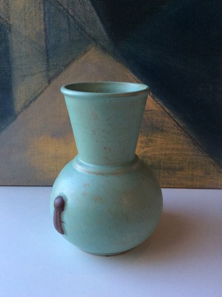 Large green vase 112