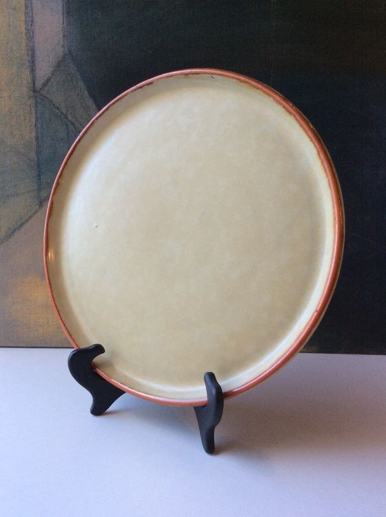 Yellowish tray 2