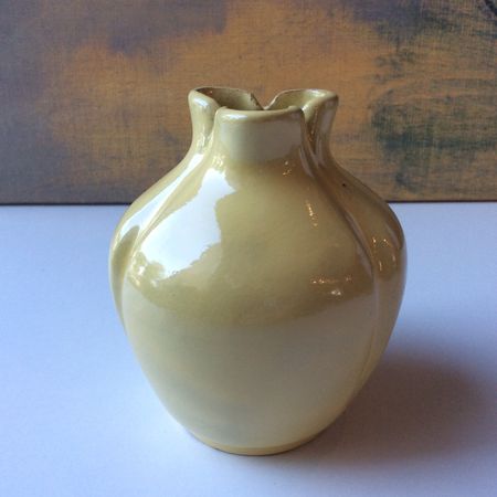 SES vase 757