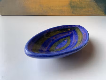Red/blue band bowl 376