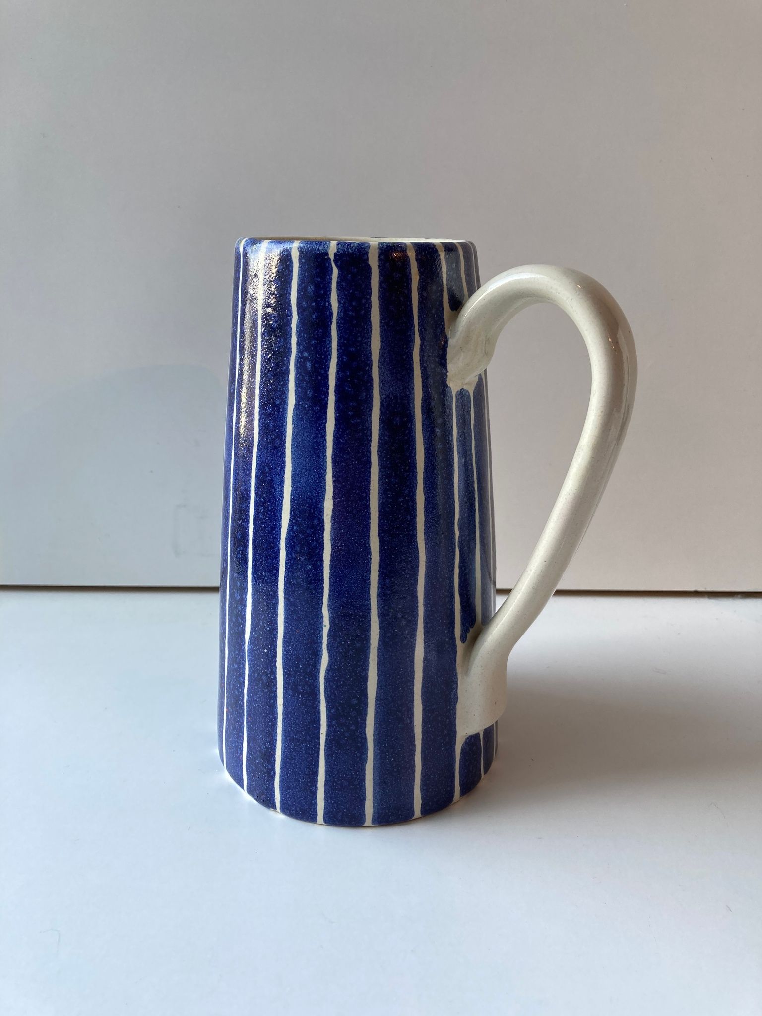 Striped pitcher 107