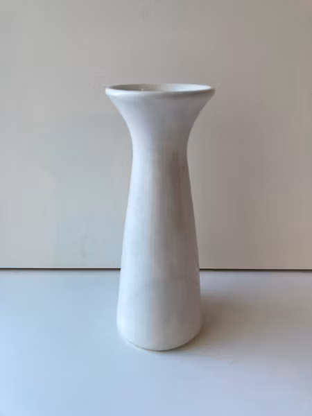 Iris vase 663