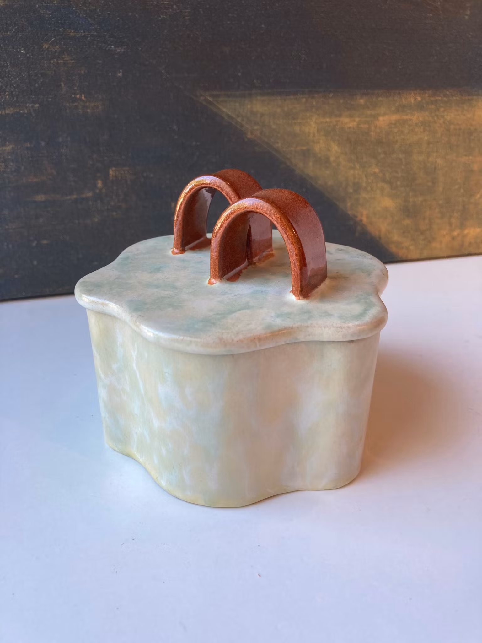 Tobacco jar 10