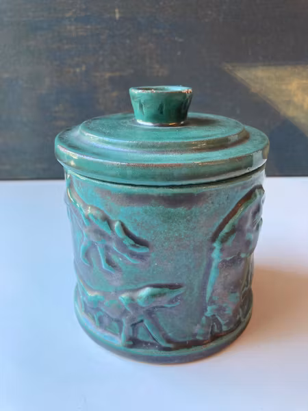 Tobacco jar 39