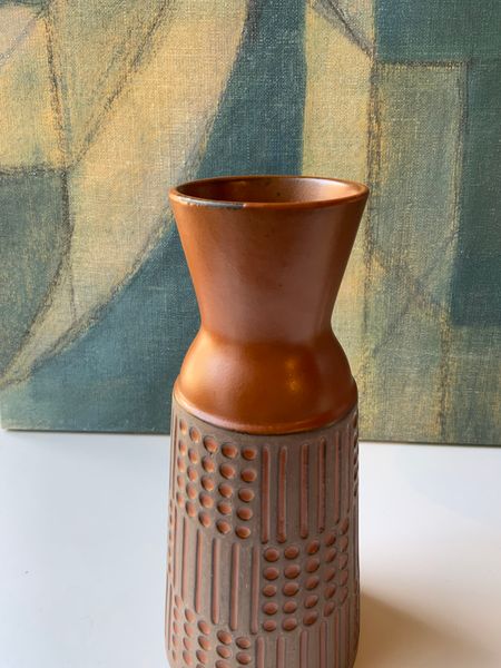 Ruta vase 4566