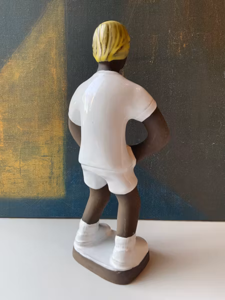 Tennis player 2047 dark