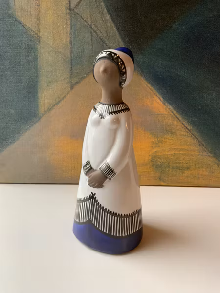 Simmulson blue figure 9032M