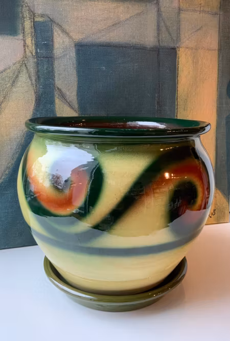 Large flower pot 9