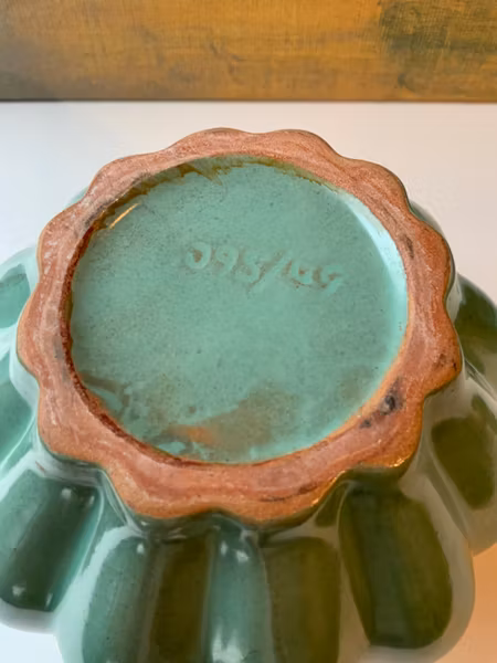 Glory vase 1095/49