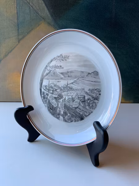 Karlskrona Exotica plate and 6 small plates