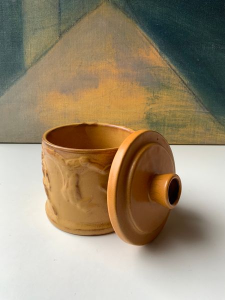 Tobacco jar 1