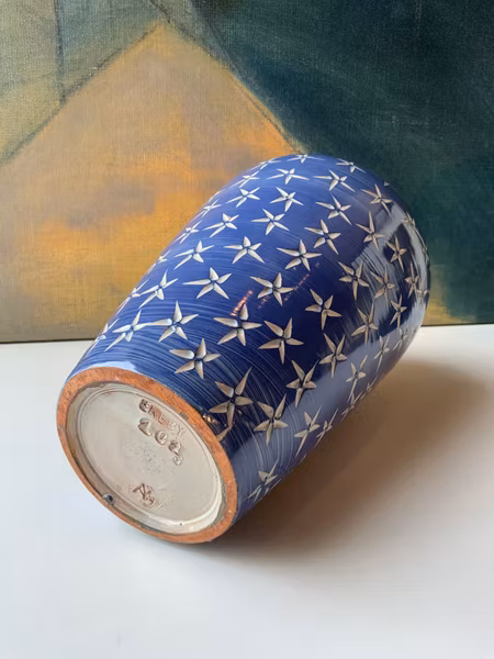 Large Star vase 103