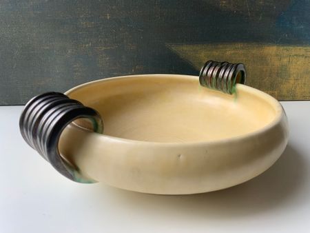 Yellowish/dark green bowl 52