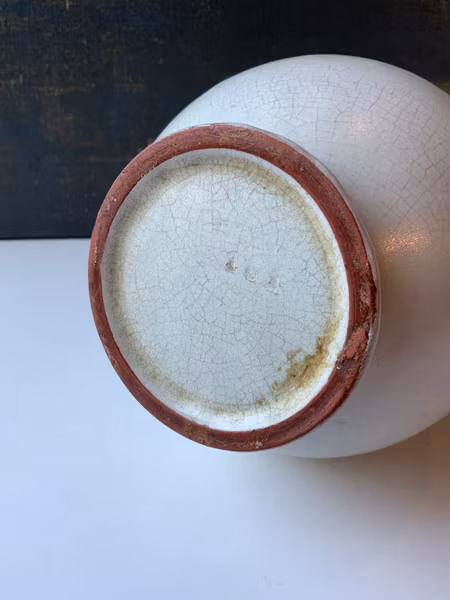 White/green vase 161