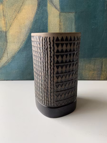 Tapah vase 4098