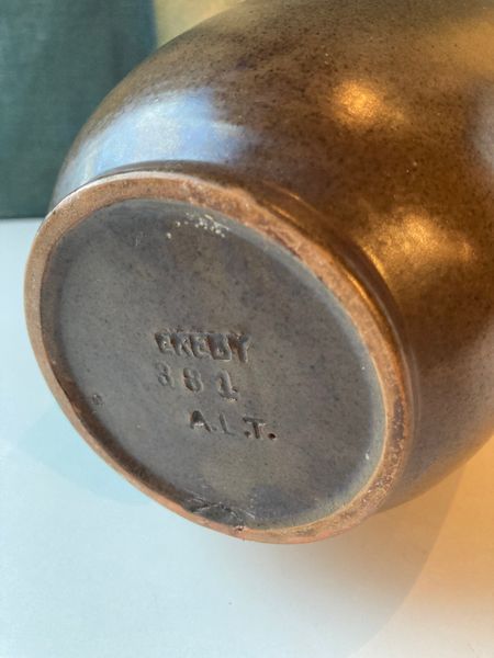 Thomson vase 381