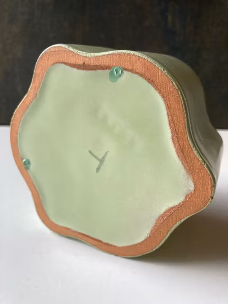 Green tobacco jar 10