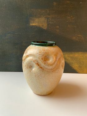Dark yellowish/green vase 57