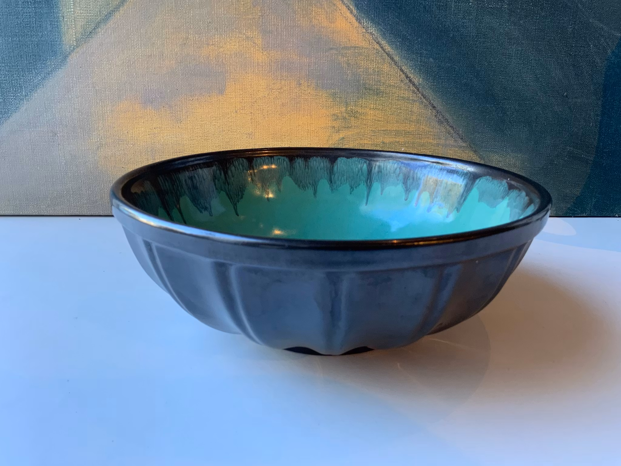 Black/green bowl 139