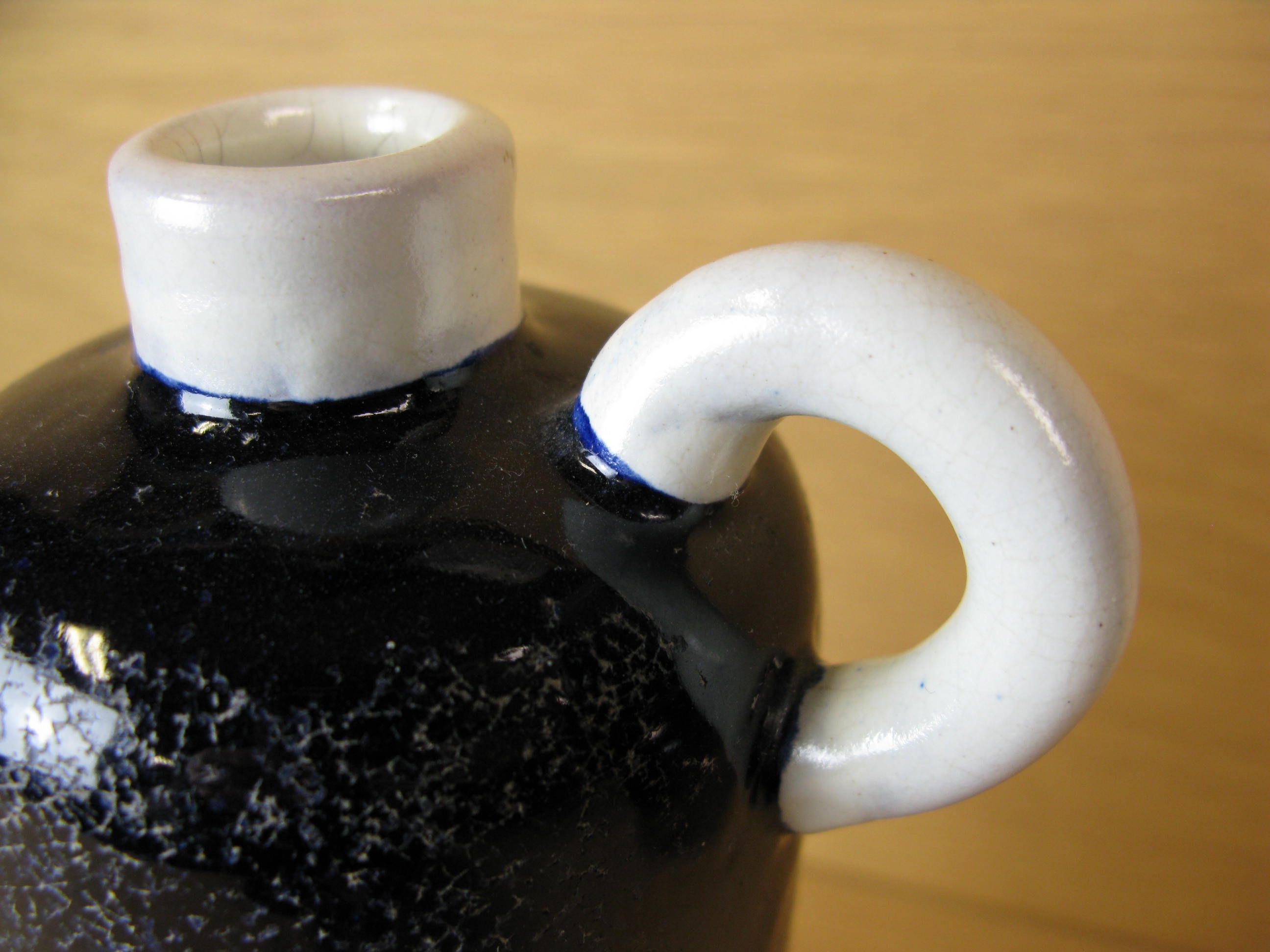 Darkblue pitcher 48