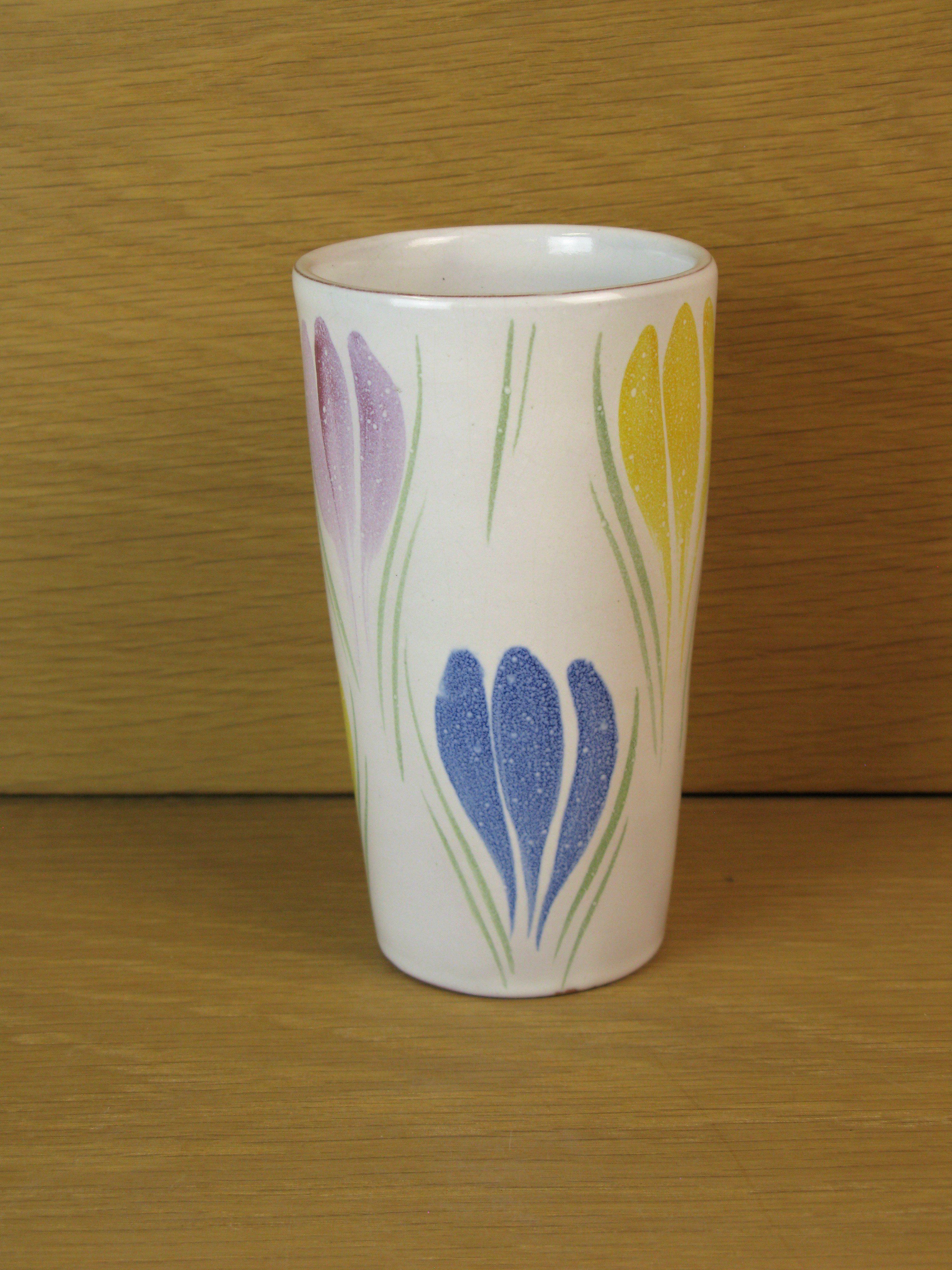 krokus vase 544