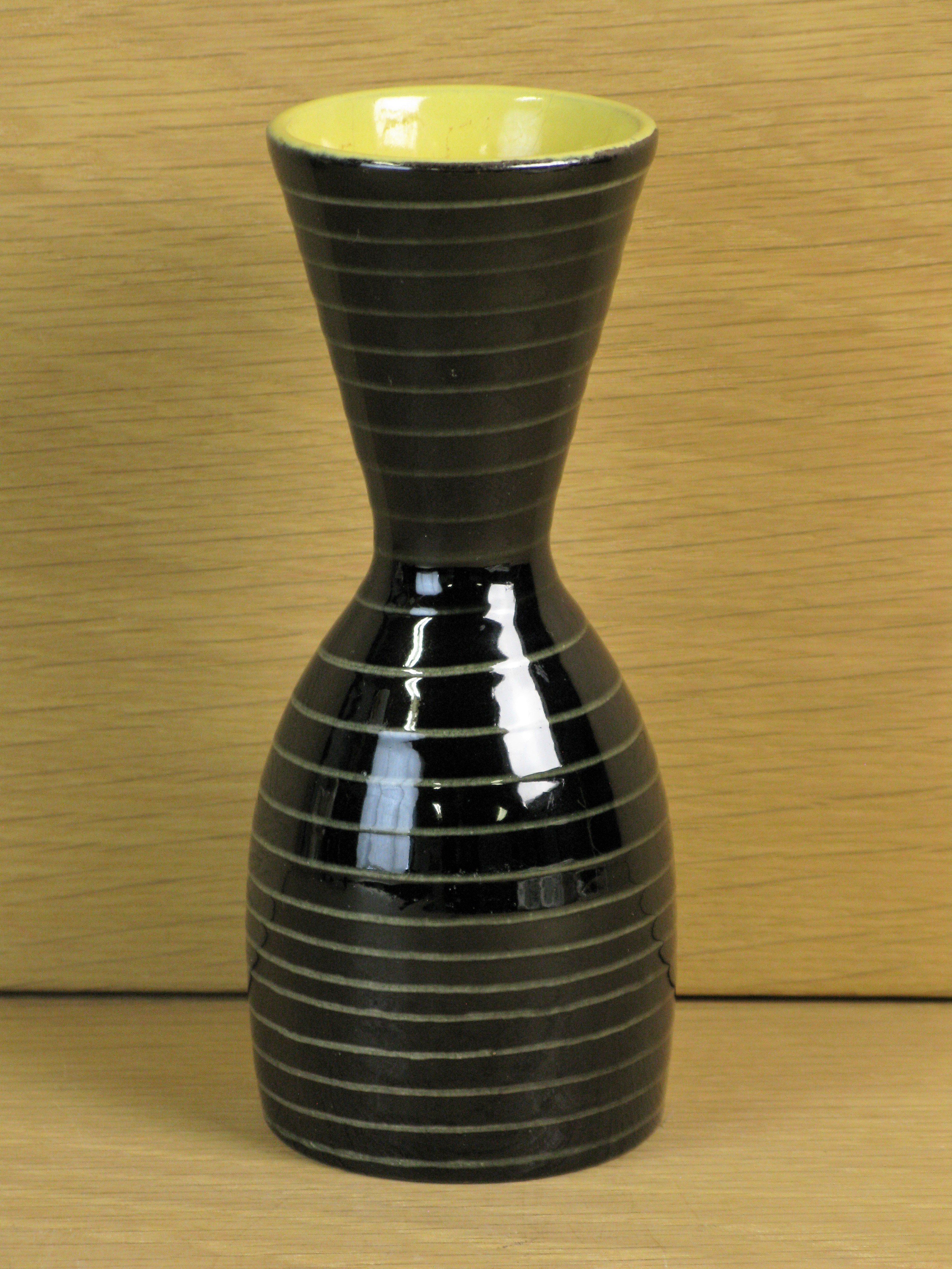 spiral patterned vase 704