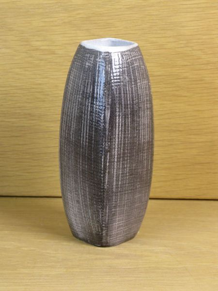 presenta vase 2225