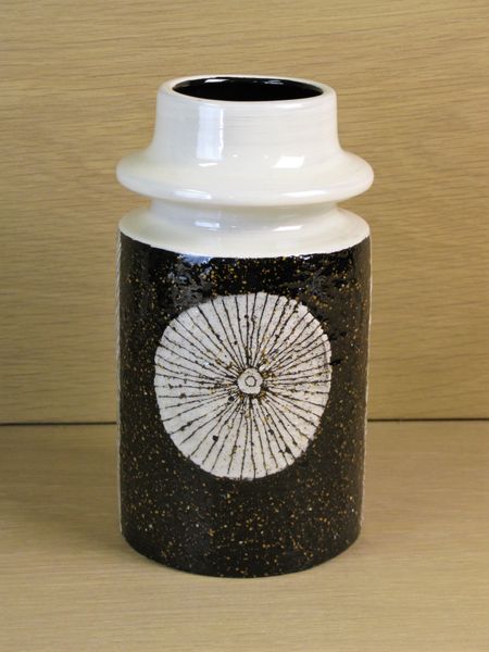 vase 1103m