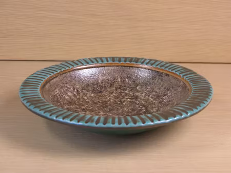 green and brown bowl