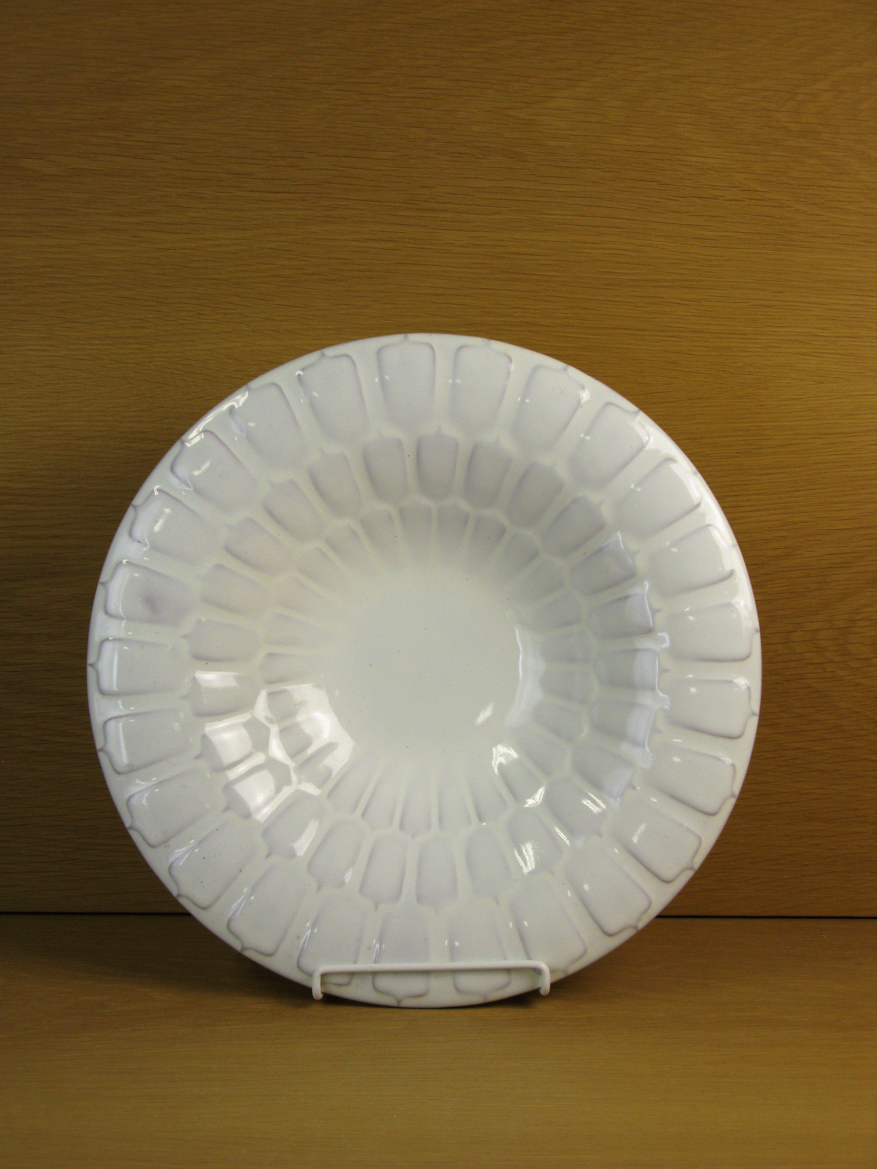 large white bowl 323