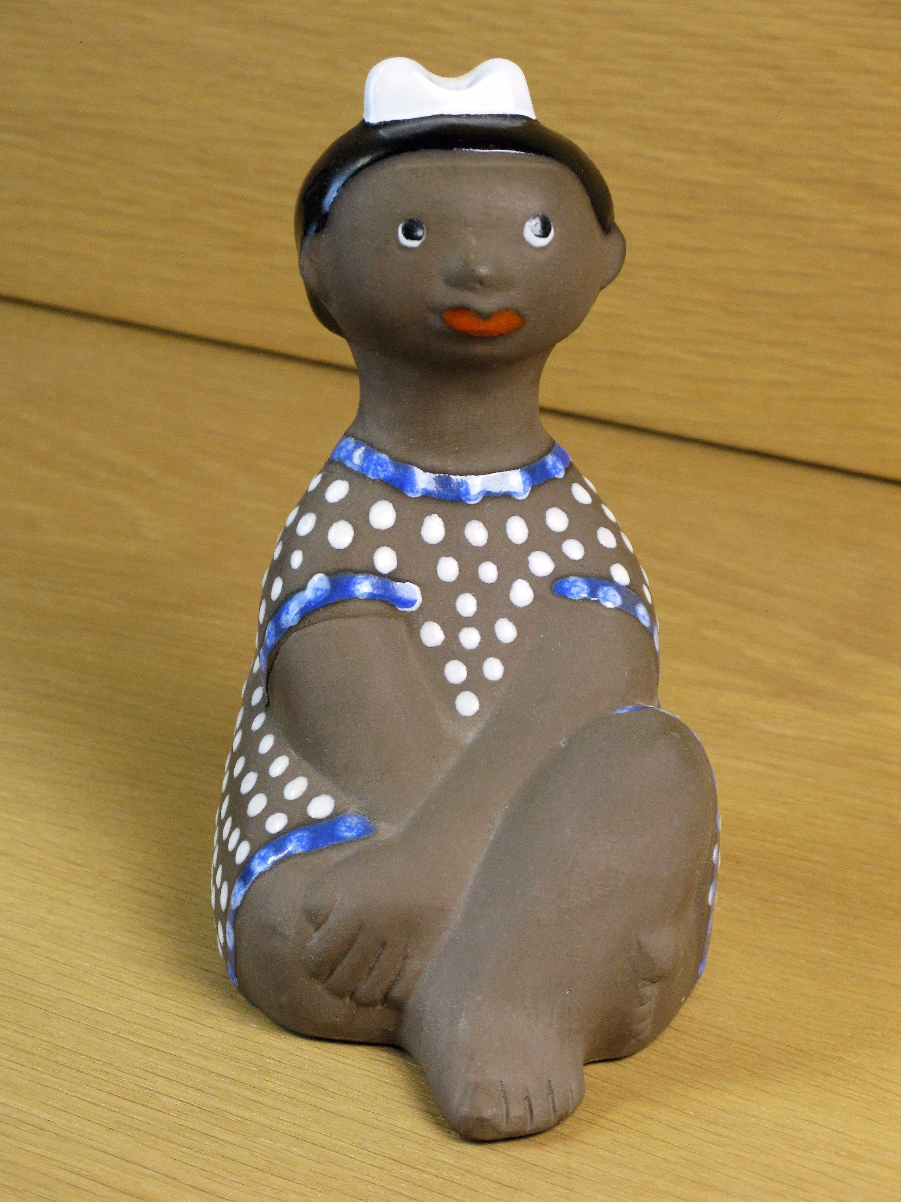 girl figure 7034m