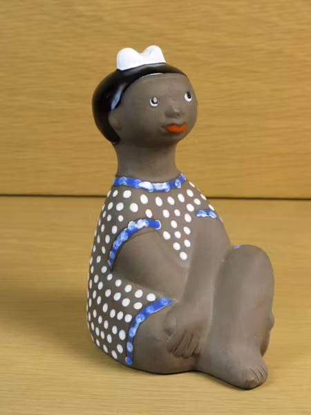 girl figure 7034m