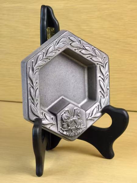 vegete ashtray