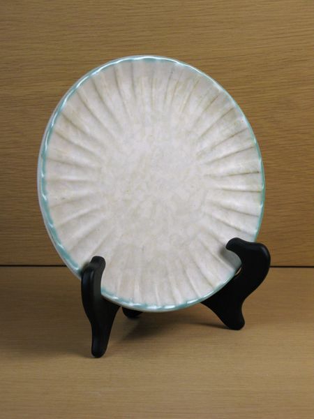 greyish/green small plate 10