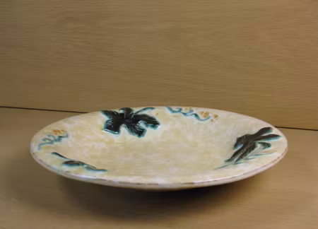 yellowish/green bowl 75