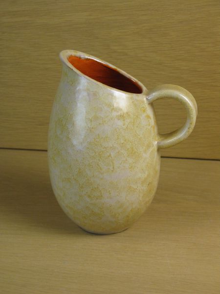 yellowish/orange pitcher 7