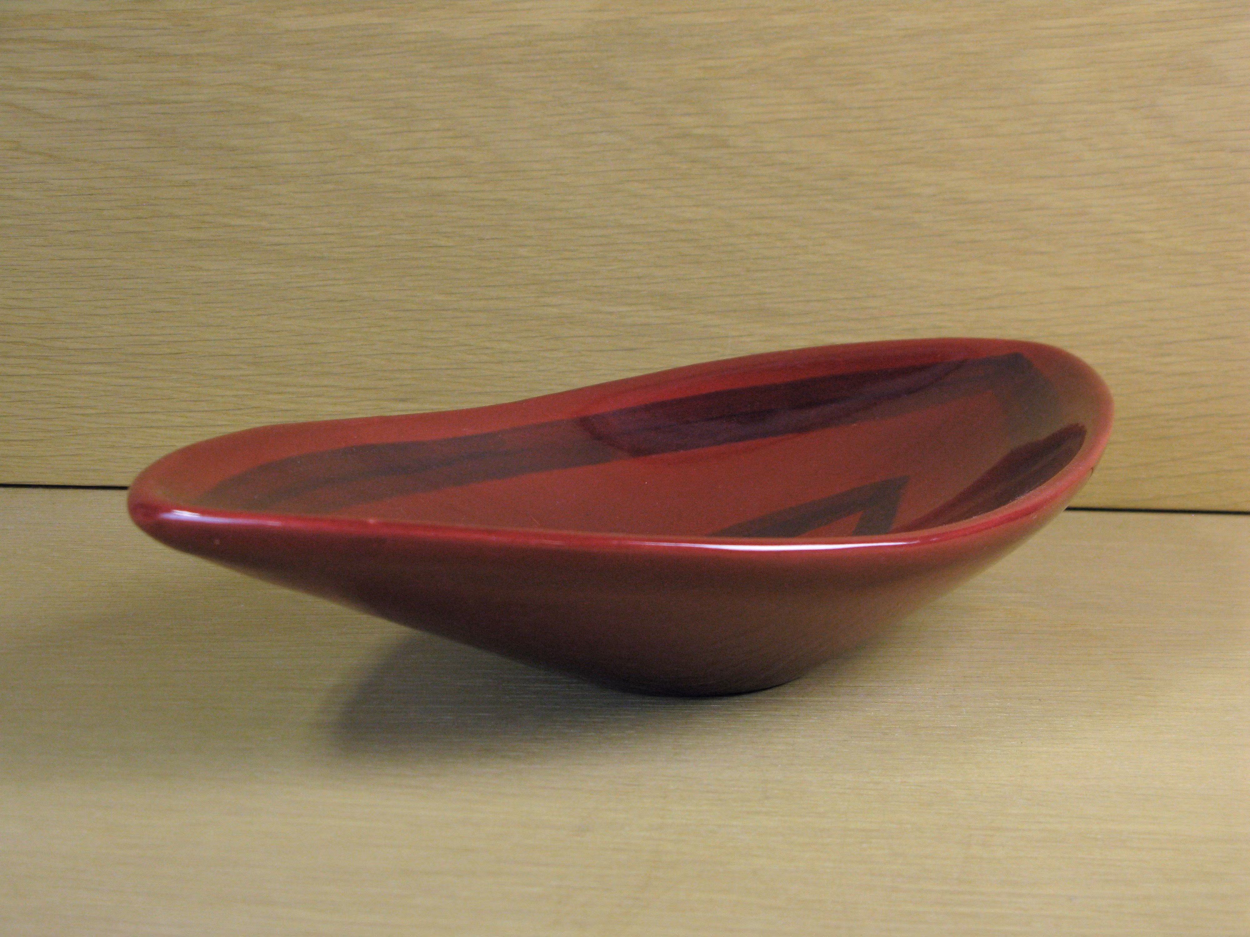 rött band bowl 378