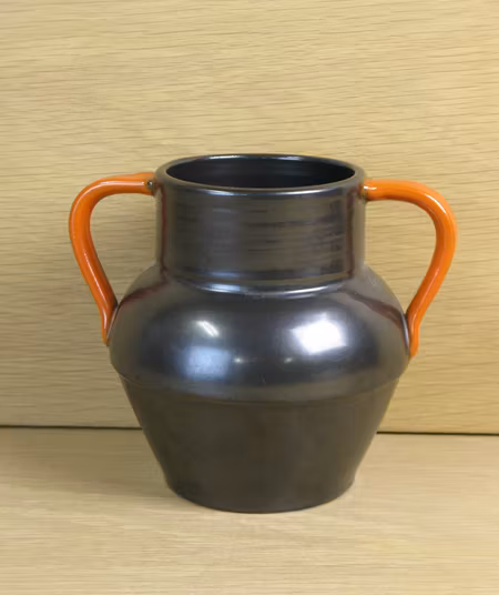 black/orange vase 1561